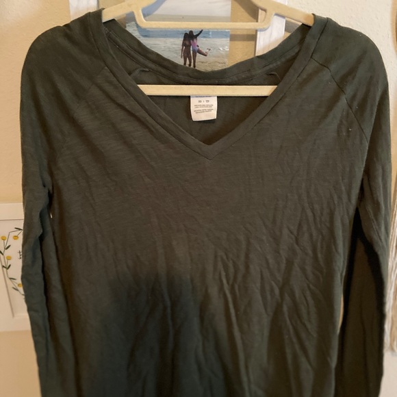 PINK forest green long sleeve. So comfy. - Picture 3 of 3